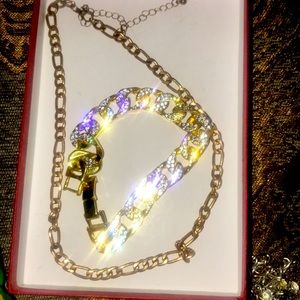 Gold Necklace W/ FREE Fashion Bling Bracelet.